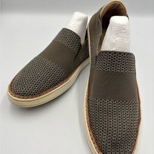 UGG Sammy Alameda 1016756 Women's Olive Slip On Casual Sneaker US Size 9.5